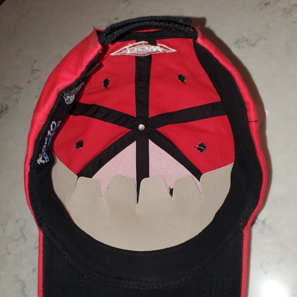 Chicago Blackhawks Bobby Hull Heritage Night Red Hat - Picture 6 of 10